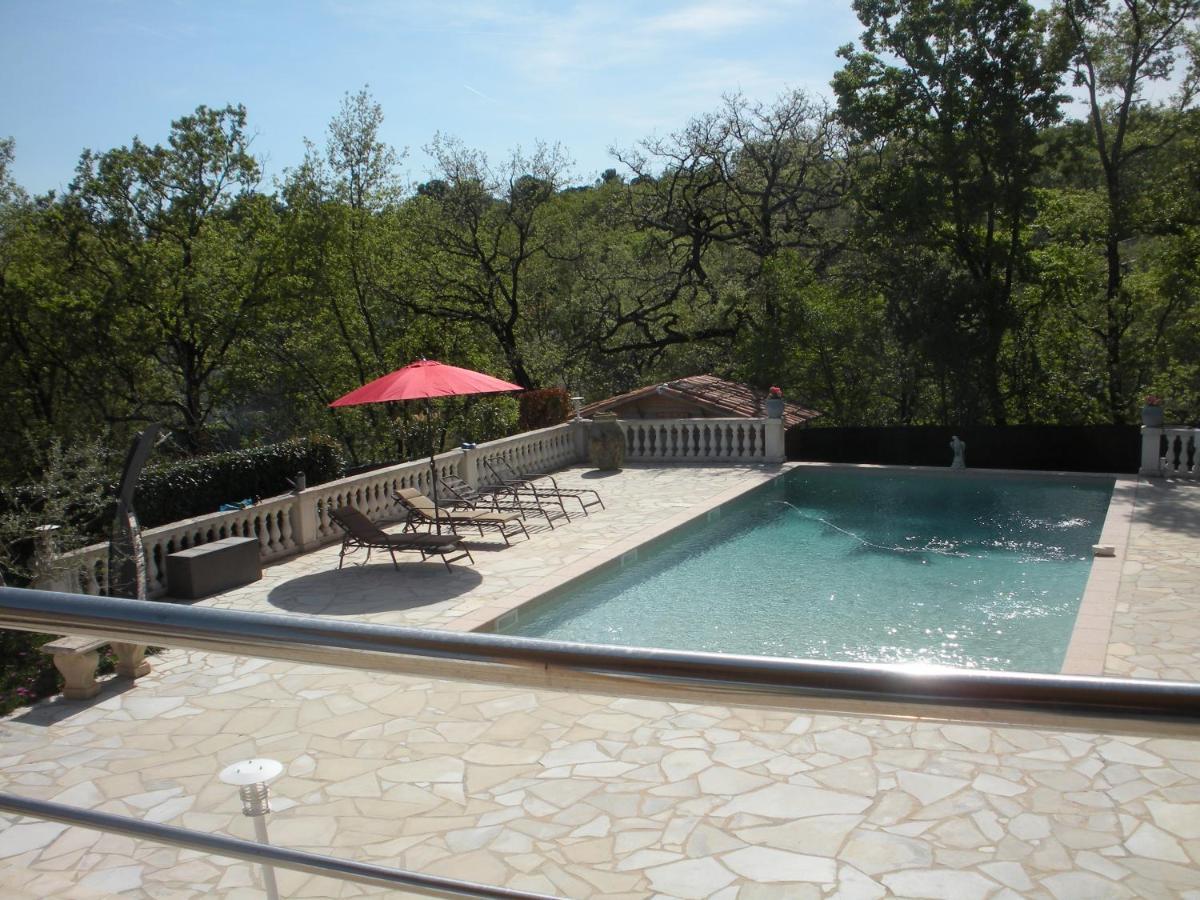 Villa Jalna Chambre, Suites Et Appartement Roquefort-les-Pins Exterior photo